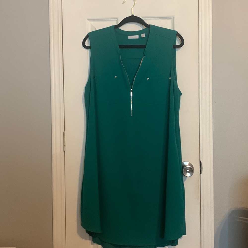 NY & CO women’s green dress with pockets